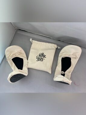 Women's Foldable Cream Ballet Slippers